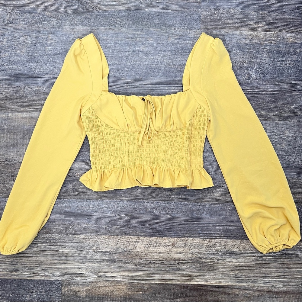 La Hearts Yellow Smocked Peasant Style Blouse Top Shirt size small S B122